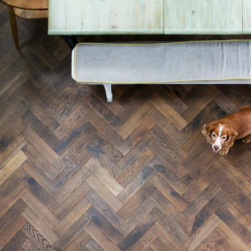V4 Engineered Herringbone Zigzag Tannery Brown Oil 15x90x360mm