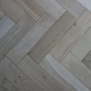 V4 Engineered Herringbone Zigzag Unfinished 15x90x360mm