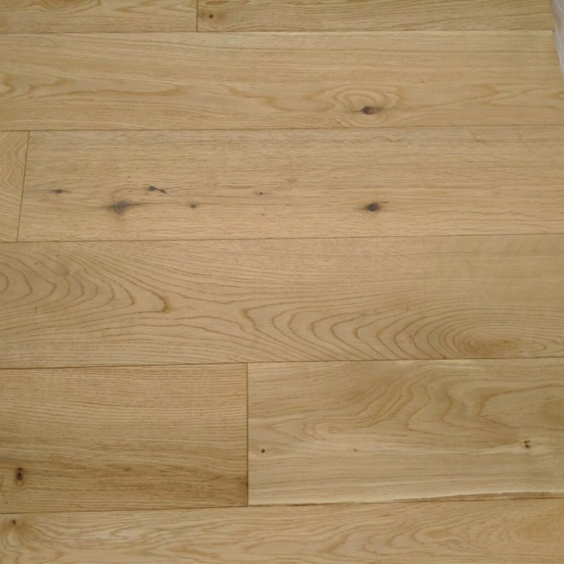 YNDE Engineered Brushed Lacquered Oak 14x125mm