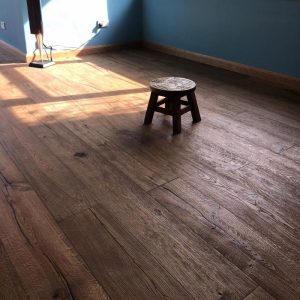 YNDE Engineered NYC Antique Bronx Distressed Oak 15x190mm