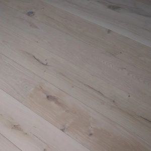 YNDE ENG RUSTIC OAK UNFINISHED 15/4x220mm