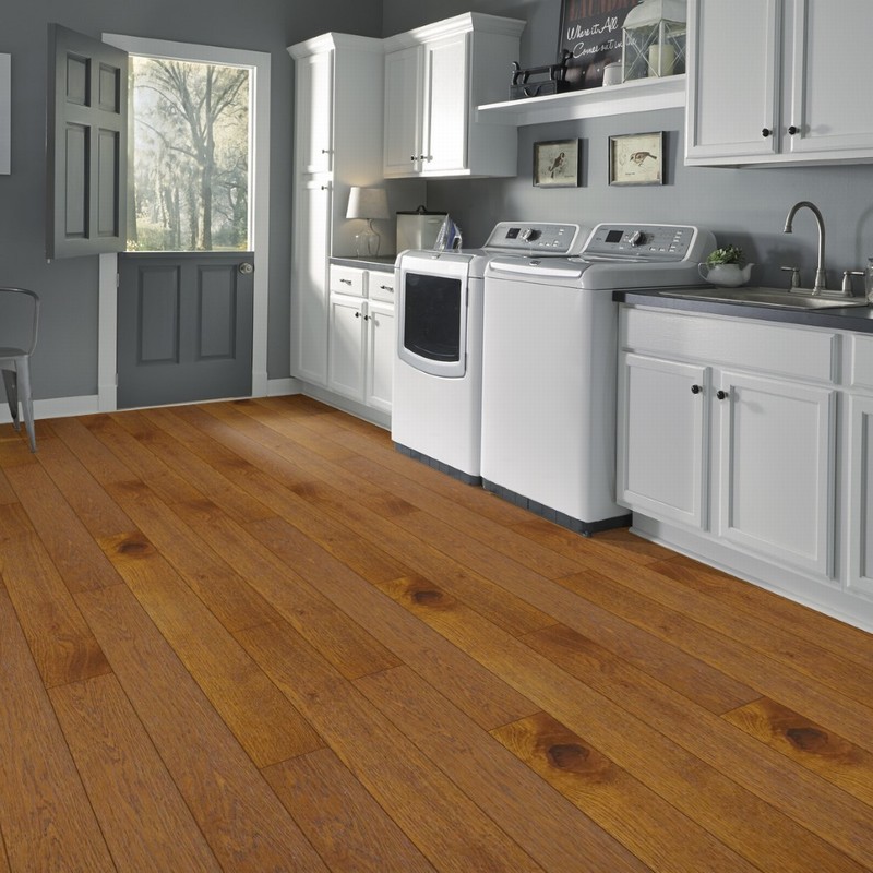 Furlong Engineered Emerald Nutmeg Brushed & UV Oiled 14x189mm - Image 3