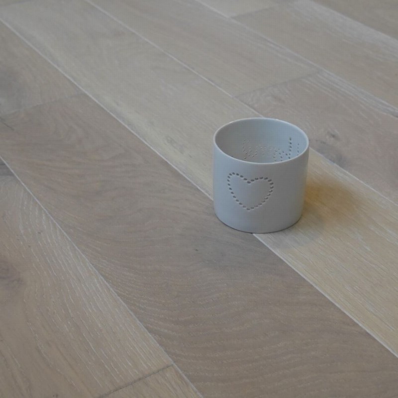 YNDE ENG WINTER WHITE OAK MATT LACQUERED 14/3x125mm - Image 2