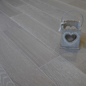 YNDE ENG PLANTATION GREY OAK MATT LACQUERED 14/3x125mm