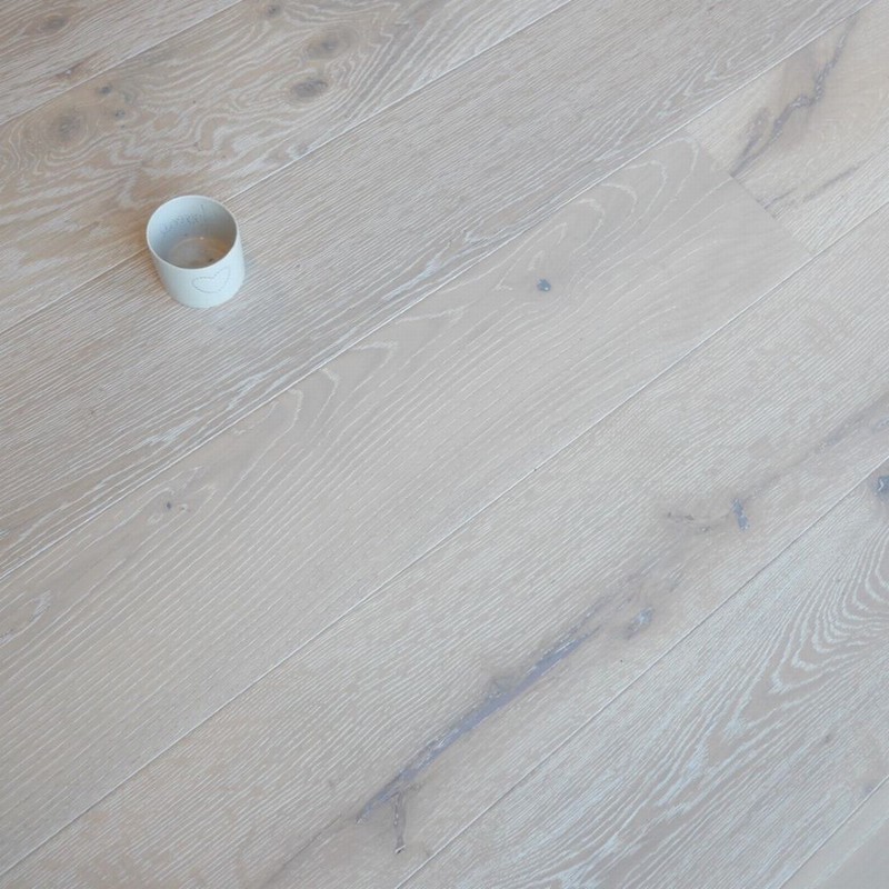 YNDE ENG WHITE WASHED RUSTIC MATT LACQUERED 14/3x190x1900mm - Image 2