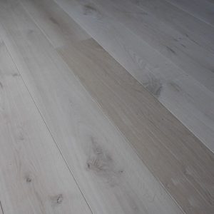 YNDE ENG UNFINISHED CLASSIC 20/4x190mm