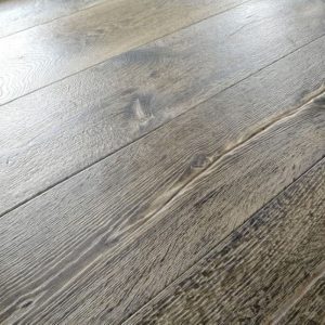 YNDE Engineered Distressed Hand Crafted Oak 15x220mm