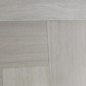 YNDE Engineered Herringbone Unfinished Click 14x150x600mm