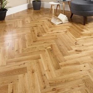 Naturecraft Herringbone Natural Brushed & Lacquered 15x90x400mm