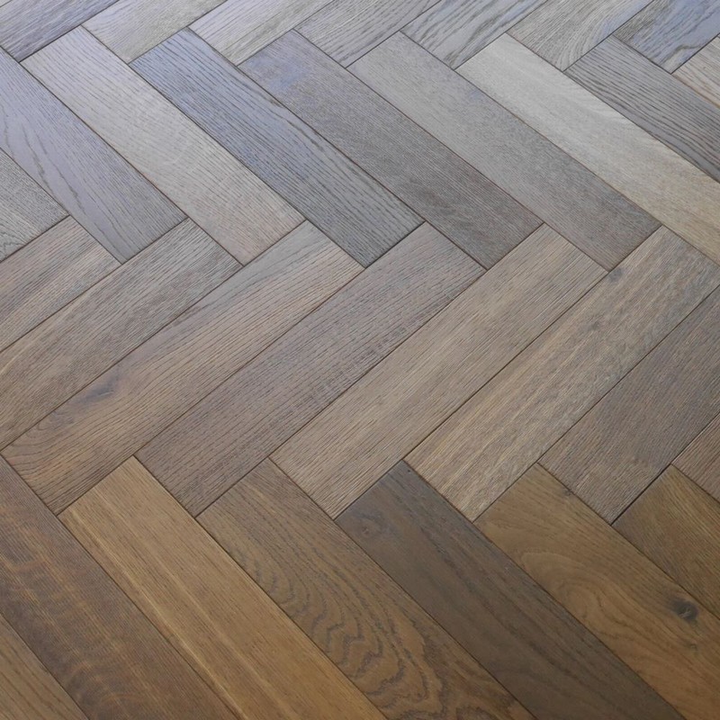 Lamett Engineered Herringbone Farm Old Church Oiled 15x125x625mm - Image 4